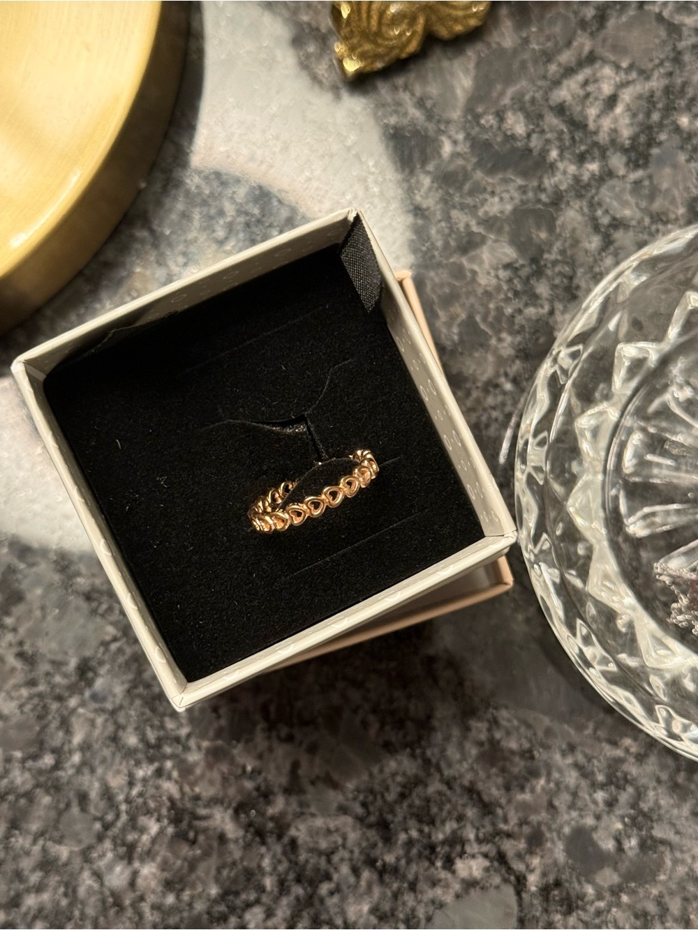Pandora Rose Gold Leaf & Circle Band Ring